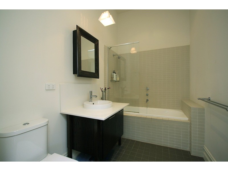 6/51 Cade Way, Parkville VIC 3052