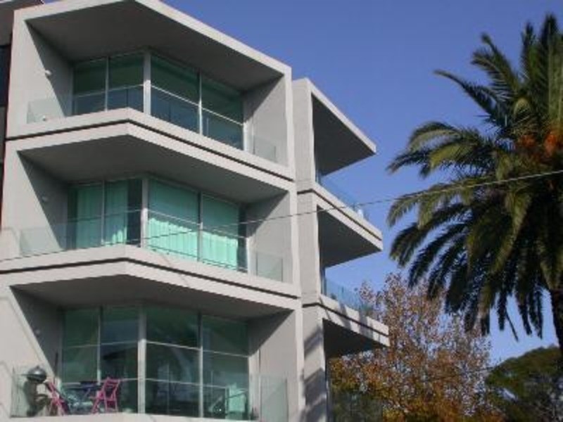 27/220 Barkly Street, St Kilda VIC 3182