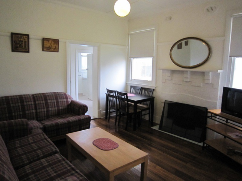 8/28 Grey Street, St Kilda VIC 3182