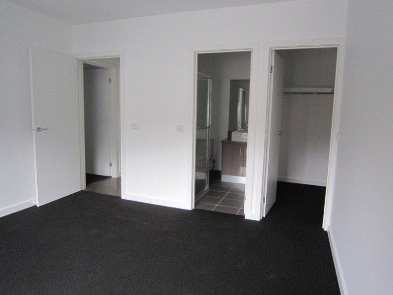 4/1 Lark Street, Altona VIC 3018