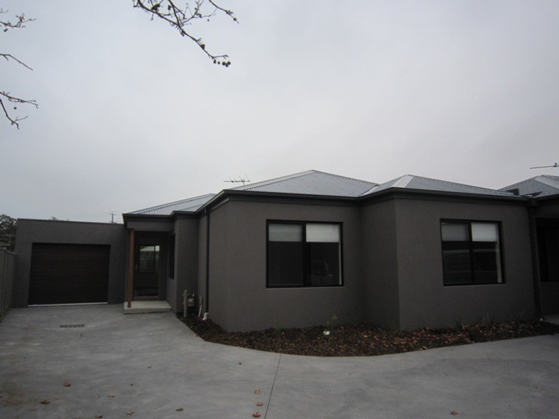4/1 Lark Street, Altona VIC 3018