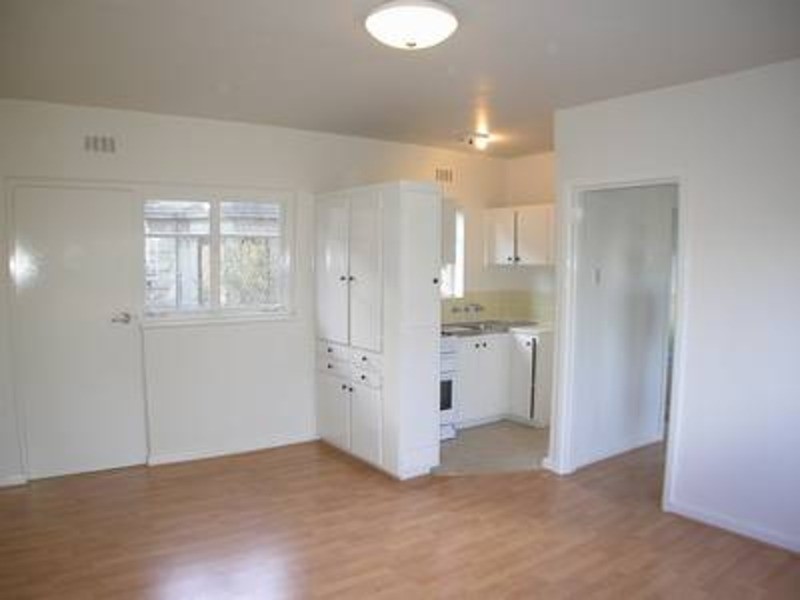 6/4 Newton Court, St Kilda VIC 3182