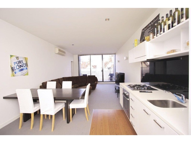 304/63 Acland Street, St Kilda VIC 3182