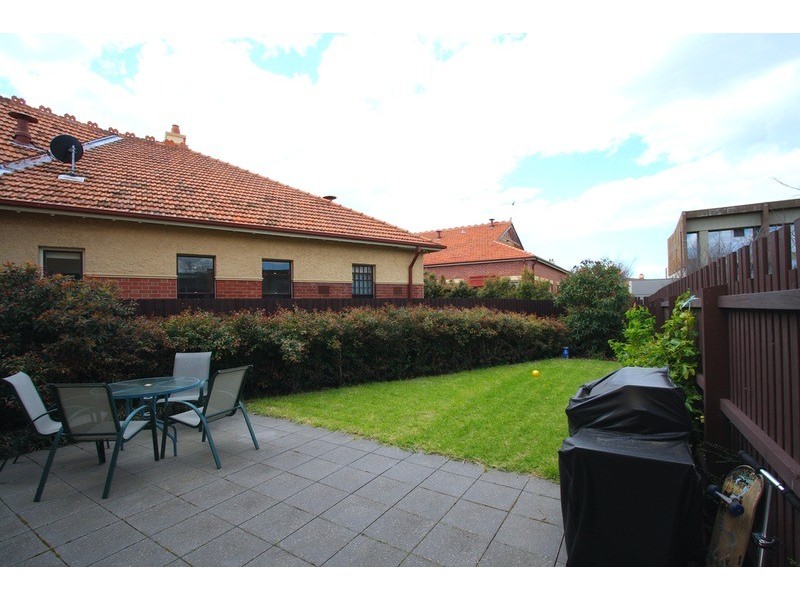 6/51 Cade Way, Parkville VIC 3052