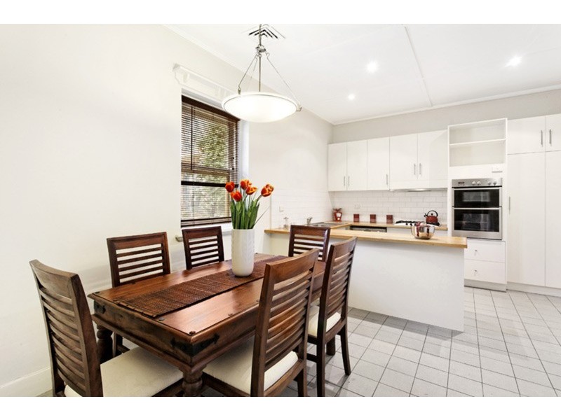 3/51 Blessington Street, St Kilda VIC 3182