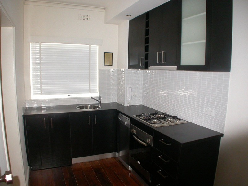 3/3 Cowderoy Street, St Kilda VIC 3182