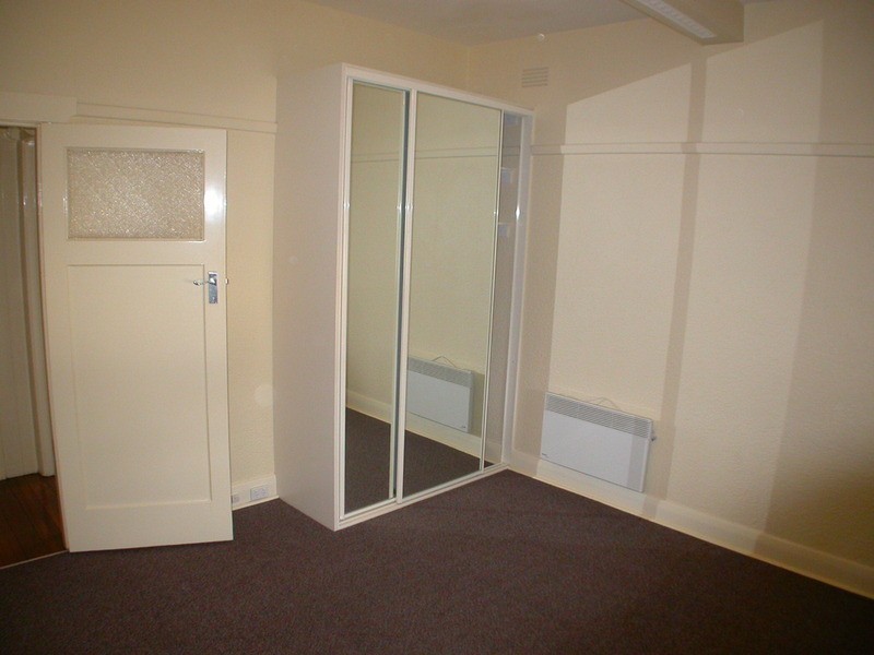 1/42A Mitford Street, Elwood VIC 3184