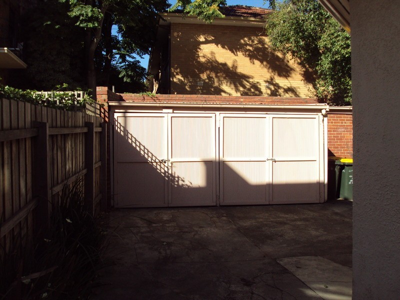 1/42A Mitford Street, Elwood VIC 3184