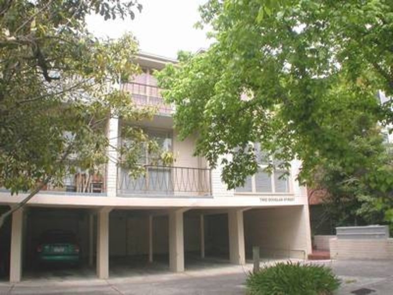 9/2 Douglas Street, Toorak VIC 3142