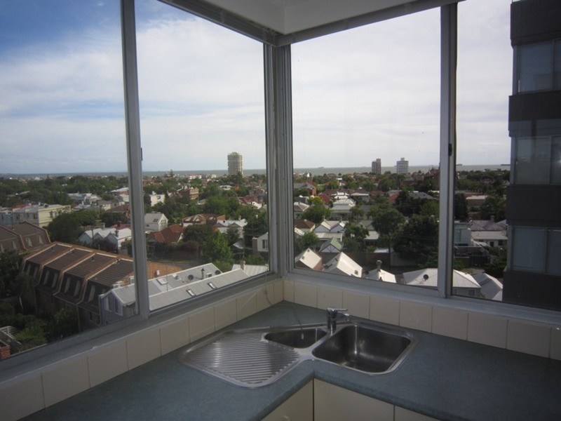 74/50 Canterbury Road, Middle Park VIC 3206