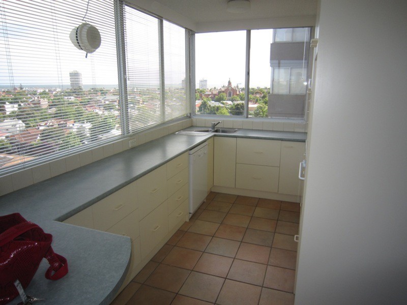 74/50 Canterbury Road, Middle Park VIC 3206