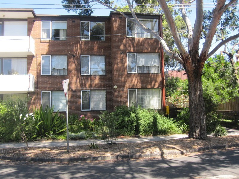 15/19 Robe Street, St Kilda VIC 3182