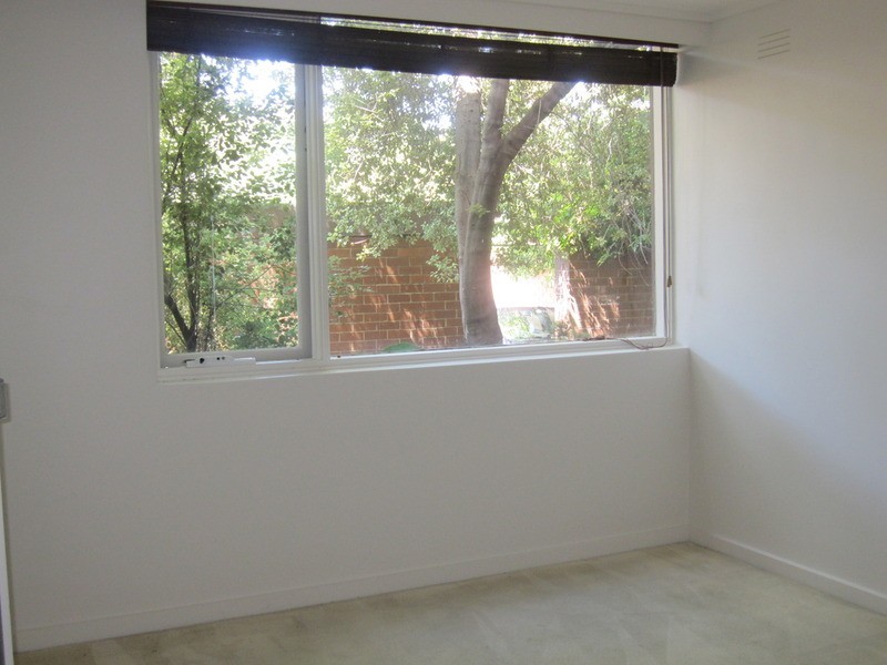 15/19 Robe Street, St Kilda VIC 3182