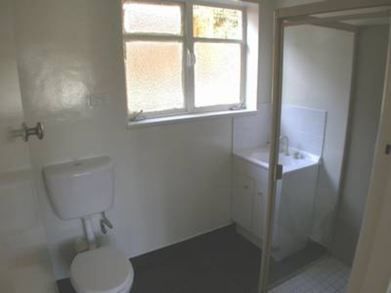 2/4 Newton Court, St Kilda VIC 3182