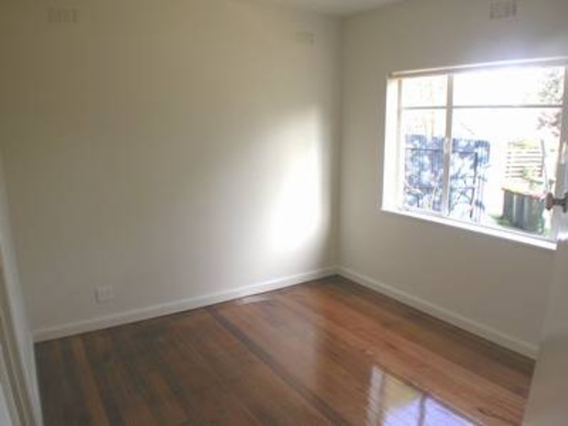 2/4 Newton Court, St Kilda VIC 3182