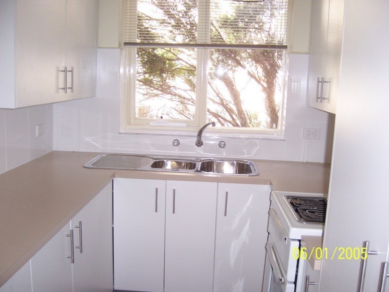 8/26 Pine Avenue, Elwood VIC 3184