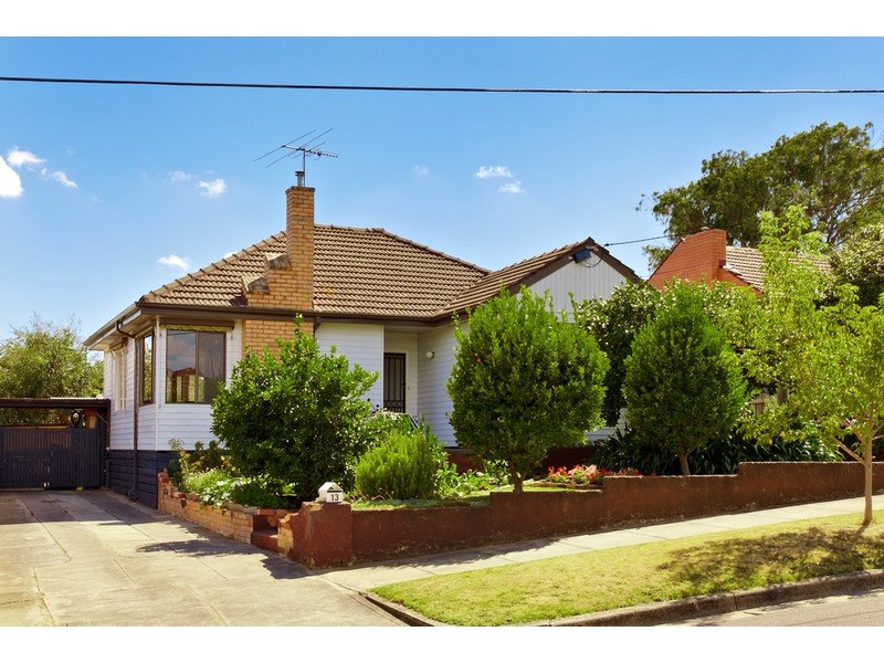 13 Pollina Street, Bentleigh East VIC 3165