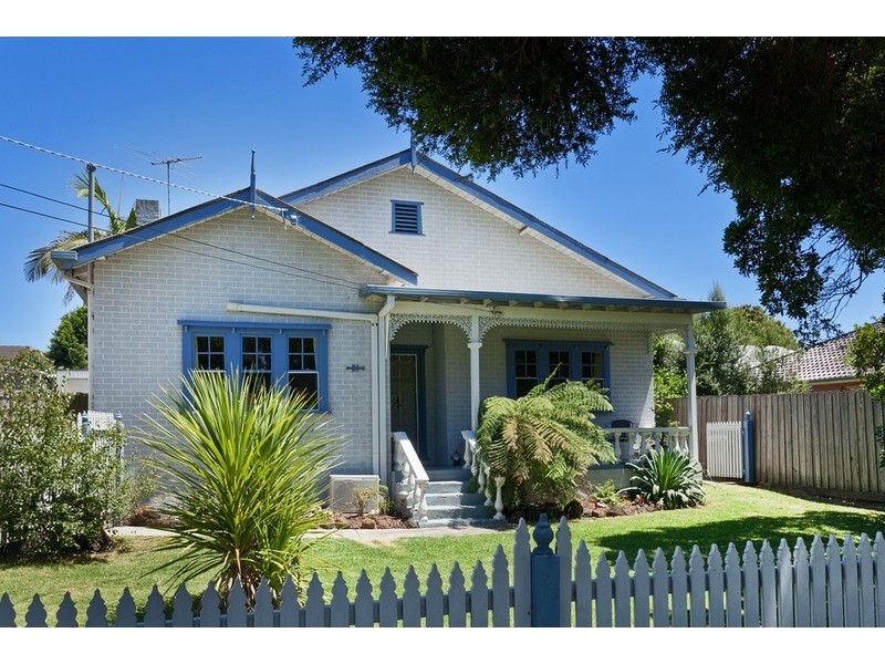 21 Mac Crescent, Parkdale VIC 3195