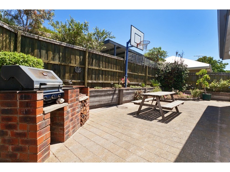 21 Mac Crescent, Parkdale VIC 3195