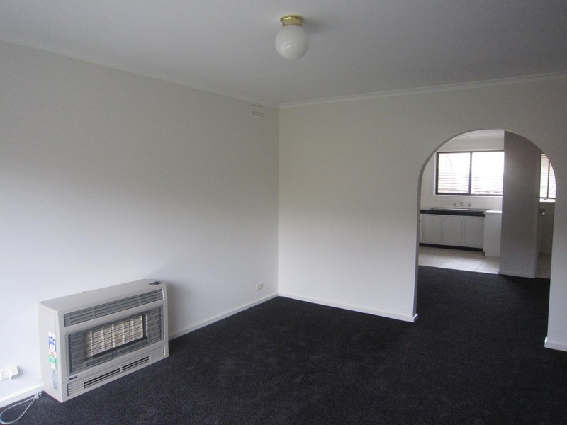 2/63 Cuthbert Road, Reservoir VIC 3073