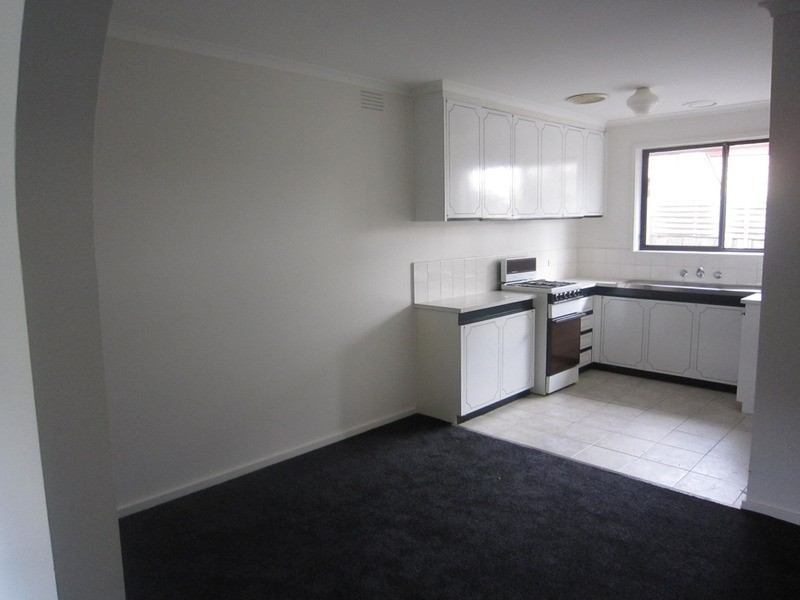 2/63 Cuthbert Road, Reservoir VIC 3073