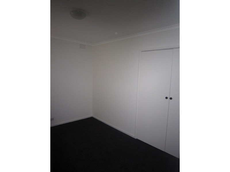 2/63 Cuthbert Road, Reservoir VIC 3073