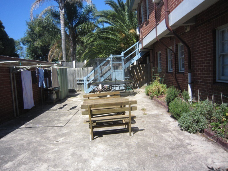 8/89 Addison Street, Elwood VIC 3184