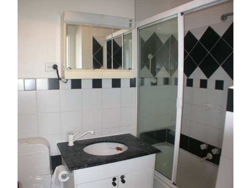 9C/21 The Esplanade, St Kilda VIC 3182