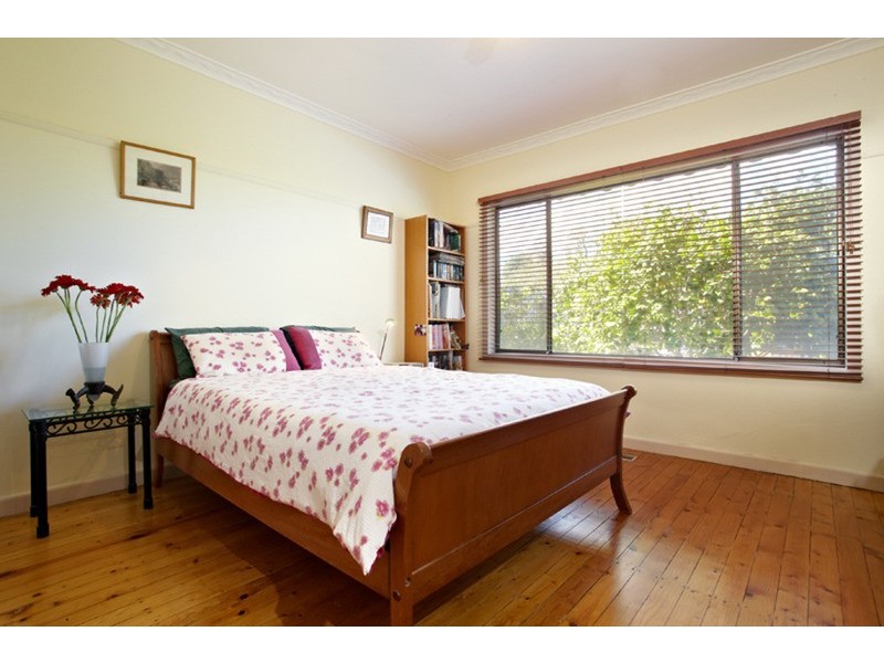 13 Pollina Street, Bentleigh East VIC 3165