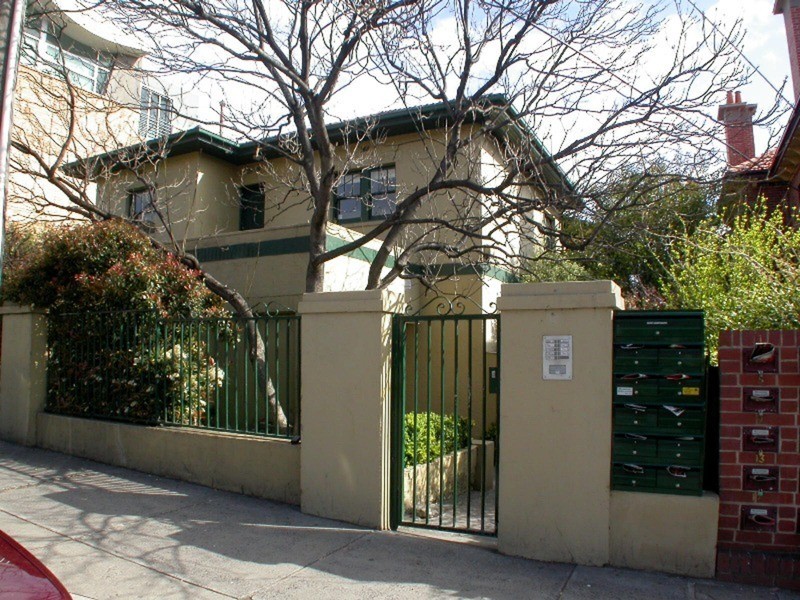 3/35 Grey Street, St Kilda VIC 3182