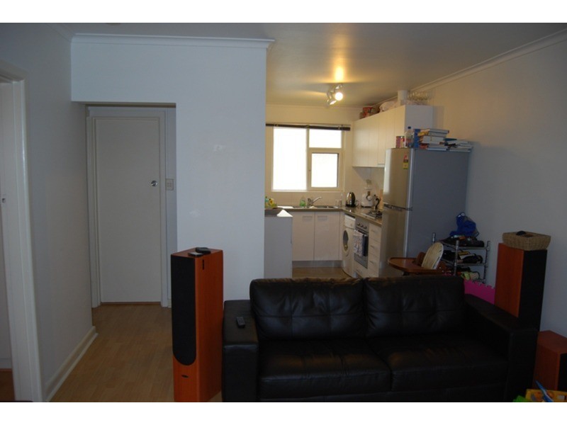 6/16 Daley Street, Elwood VIC 3184