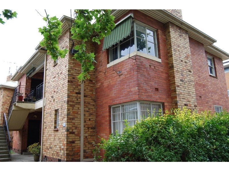 4/12 Charlotte Place, St Kilda VIC 3182