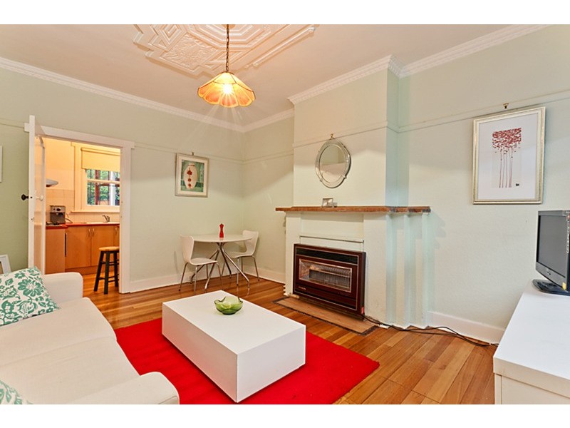 4/12 Charlotte Place, St Kilda VIC 3182