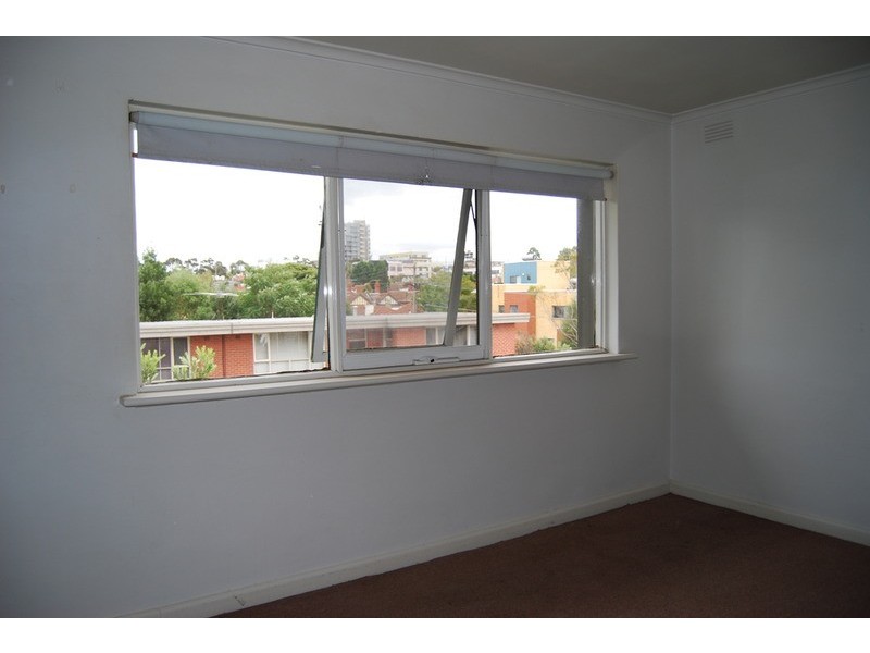 7/4 Marriott  Street, St Kilda East VIC 3183
