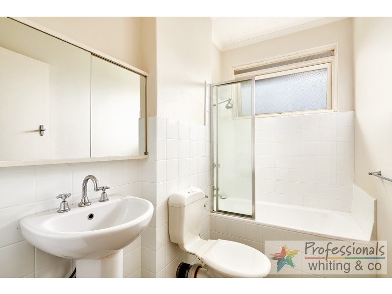 47/10 Acland Street, St Kilda VIC 3182