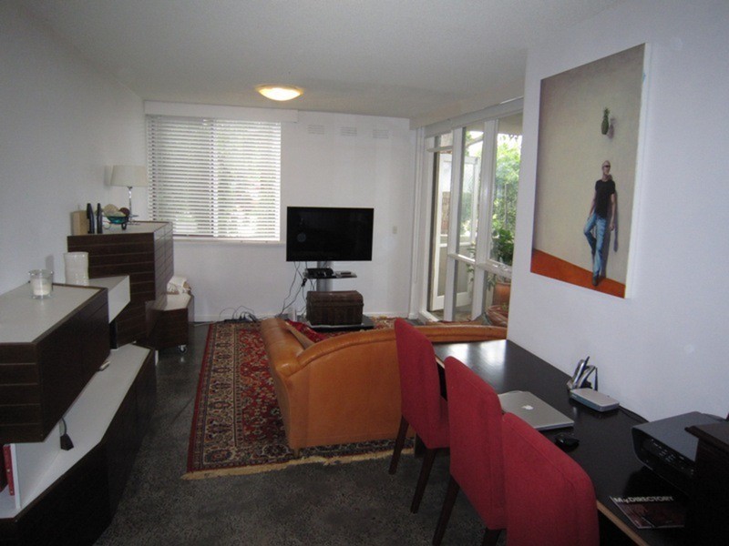 3/70 Park Street, St Kilda VIC 3182