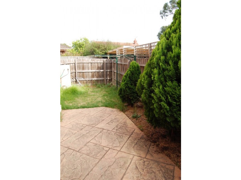 3/27 Shepparson Street, Carnegie VIC 3163