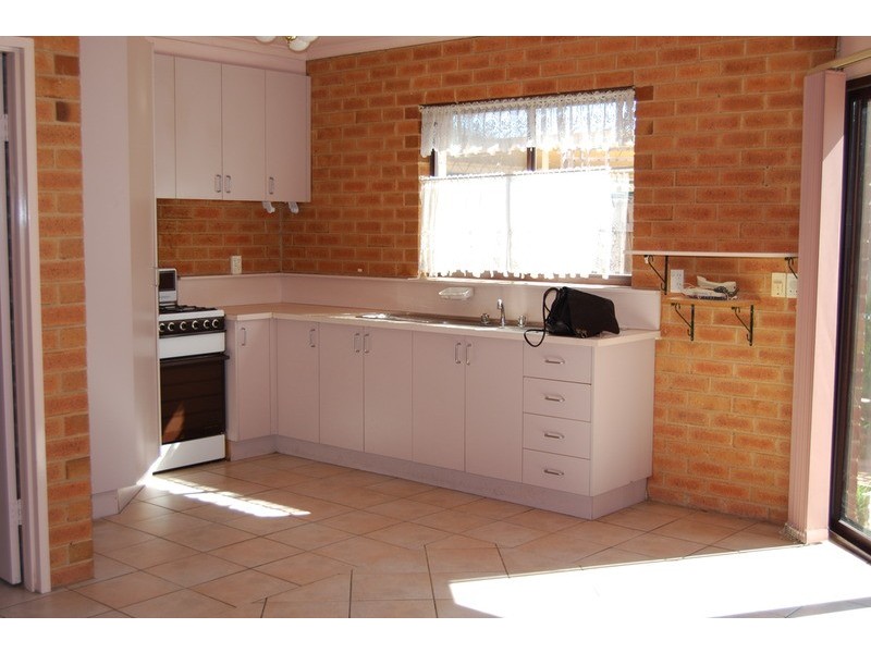 3/27 Shepparson Street, Carnegie VIC 3163