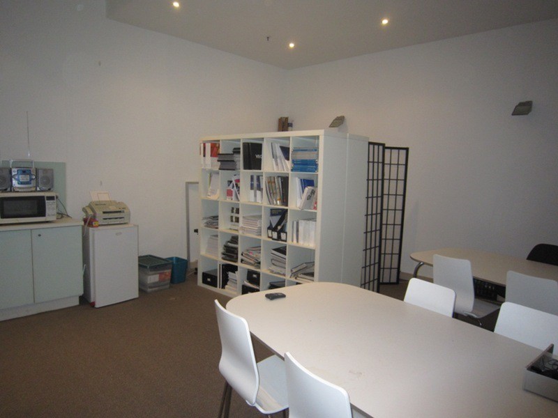 2/129 Fitzroy Street, St Kilda VIC 3182