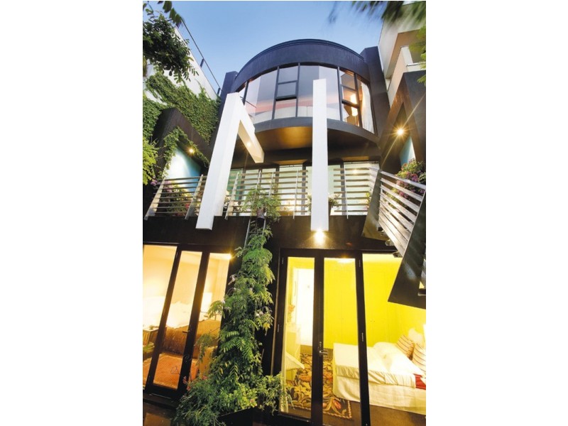 4 St Leonards Place, St Kilda VIC 3182