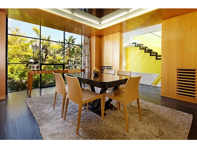 4 St Leonards Place, St Kilda VIC 3182