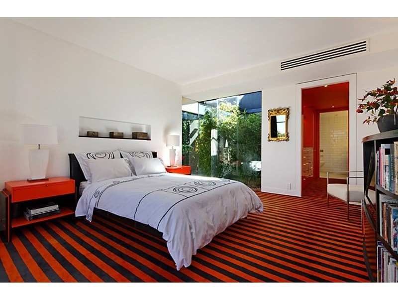 4 St Leonards Place, St Kilda VIC 3182