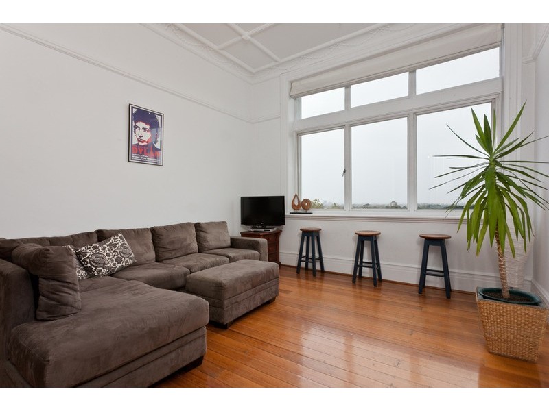 302/129 Fitzroy Street, St Kilda VIC 3182