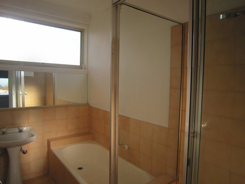 8/26 Vautier Street, Elwood VIC 3184