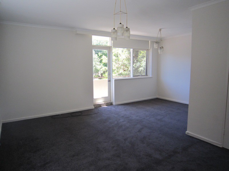 1/19 Mitford Street, St Kilda VIC 3182