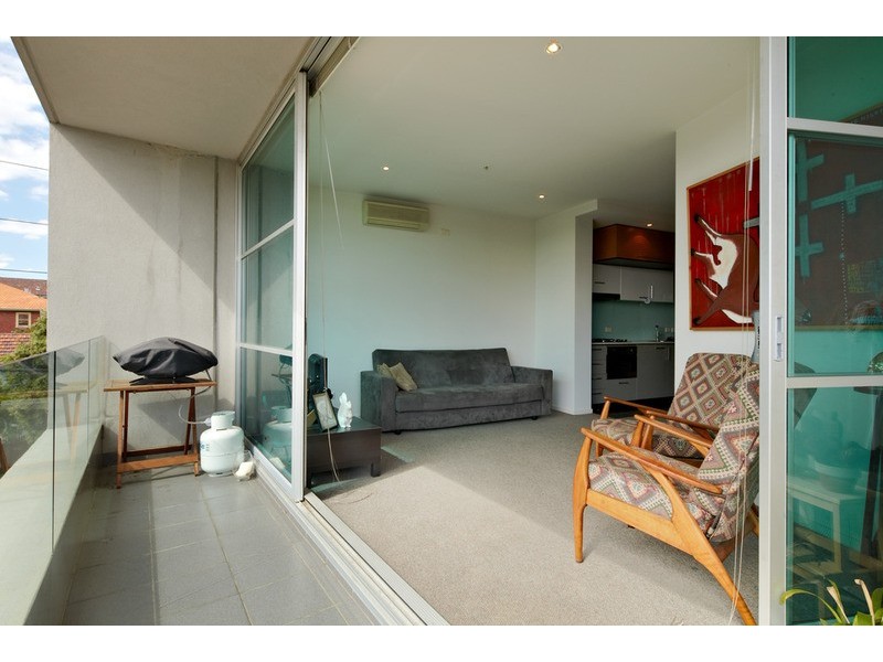 27/220 Barkly Street, St Kilda VIC 3182