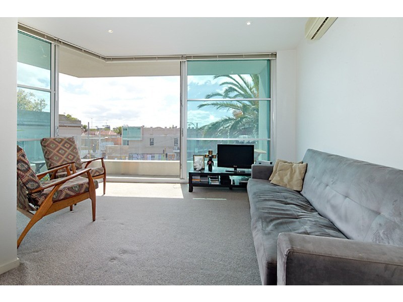 27/220 Barkly Street, St Kilda VIC 3182