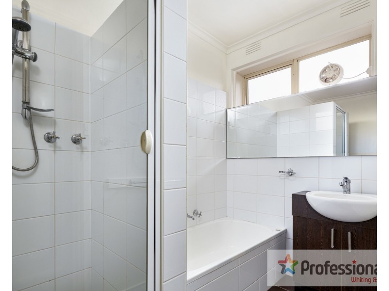 1/8 Commercial Road, Mentone VIC 3194