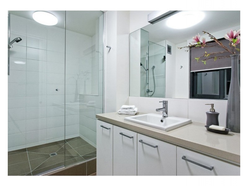 141/333 Beaconsfield Parade, St Kilda West VIC 3182