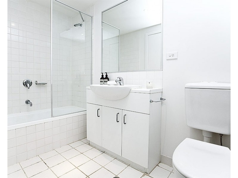 1/352 Canterbury Road, St Kilda VIC 3182